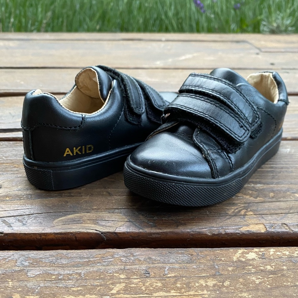 AKID Classic Black Kids Dress Shoes